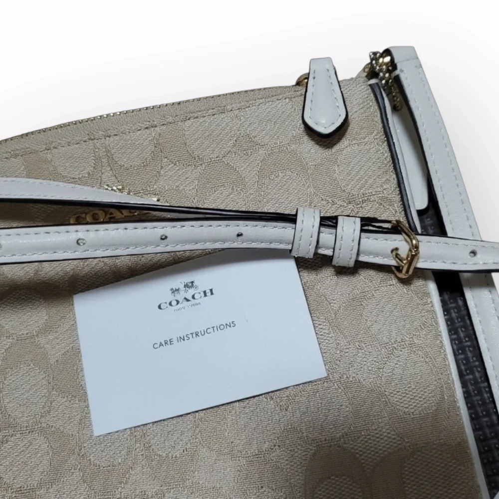 NWT Coach Signature Jacquard File Crossbody Bag Light Khaki Chalk w Dust Bag - Picture 6 of 7